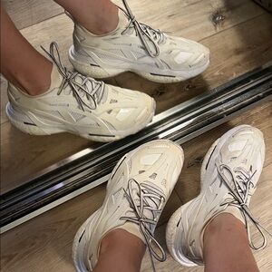 🛑 1 hour sale. Adidas by Stella McCartney, 7.5/8, white Sneakers